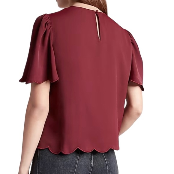 Express Scalloped Flutter Sleeve Top - Picture 3 of 6